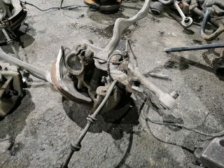 bontott BMW 3 E91 Bal első Csonkállvány