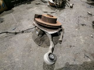 bontott BMW 3 E91 Bal első Csonkállvány