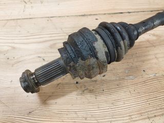 bontott BMW 3 E91 Bal hátsó Féltengely