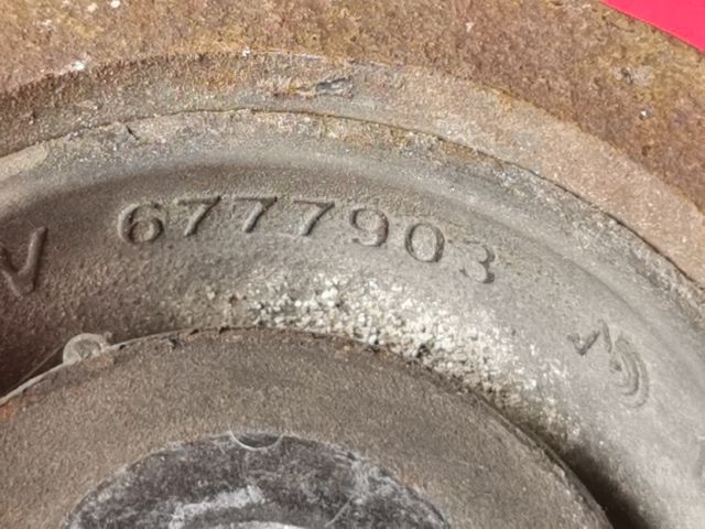 bontott BMW 3 E91 Differenciálmű Tartó Bak