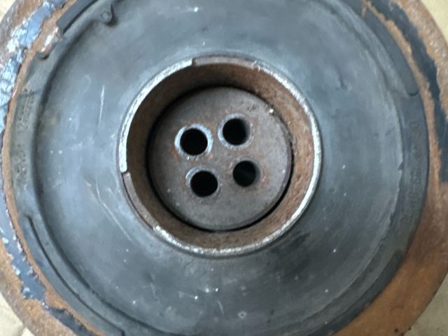 bontott BMW 3 E91 Főtengely Szíjtárcsa