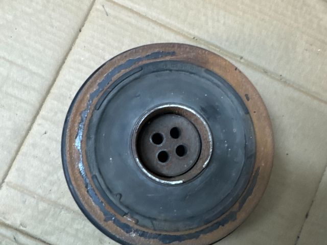 bontott BMW 3 E91 Főtengely Szíjtárcsa