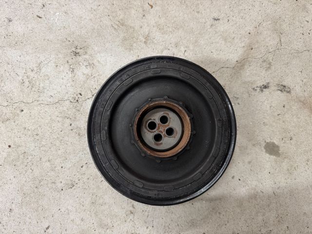 bontott BMW 3 E91 Főtengely Szíjtárcsa