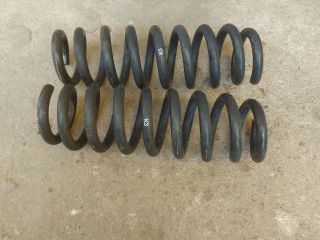 bontott BMW 3 E91 Hátsó Rugó Pár