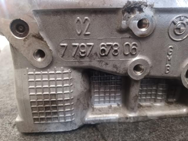 bontott BMW 3 E91 Hengerfej