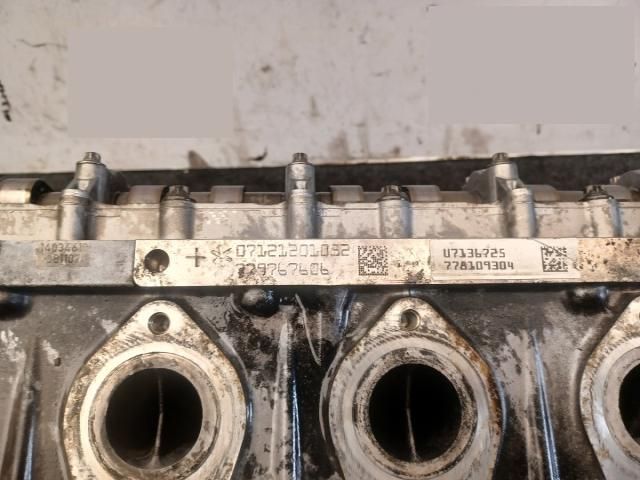 bontott BMW 3 E91 Hengerfej