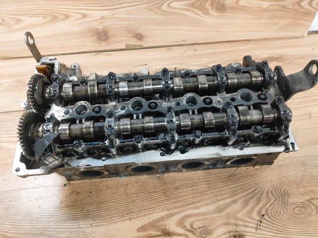 bontott BMW 3 E91 Hengerfej