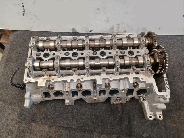 bontott BMW 3 E91 Hengerfej