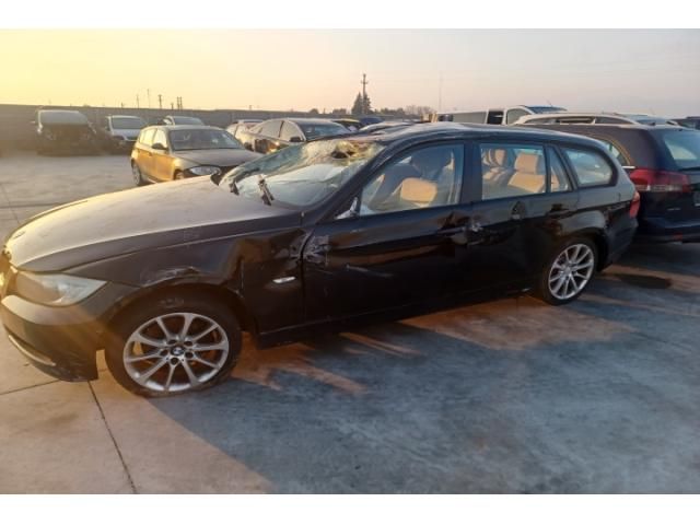 bontott BMW 3 E91 Homlokfal (Üres lemez)