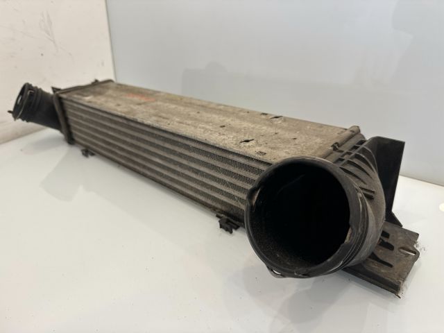 bontott BMW 3 E91 Intercooler