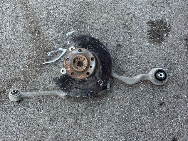 bontott BMW 3 E91 Jobb első Csonkállvány Kerékaggyal