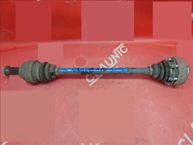 bontott BMW 3 E91 Jobb hátsó Féltengely