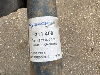 bontott BMW 3 E91 Jobb hátsó Lengéscsillapító