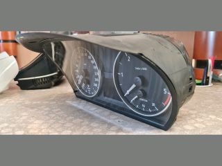 bontott BMW 3 E91 Kilométeróra