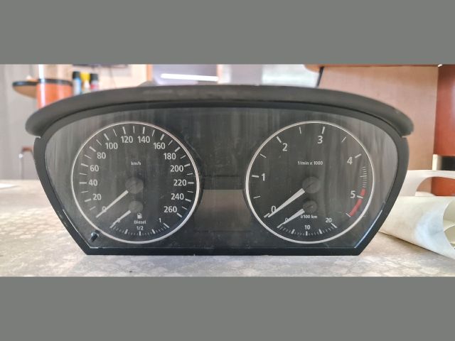 bontott BMW 3 E91 Kilométeróra