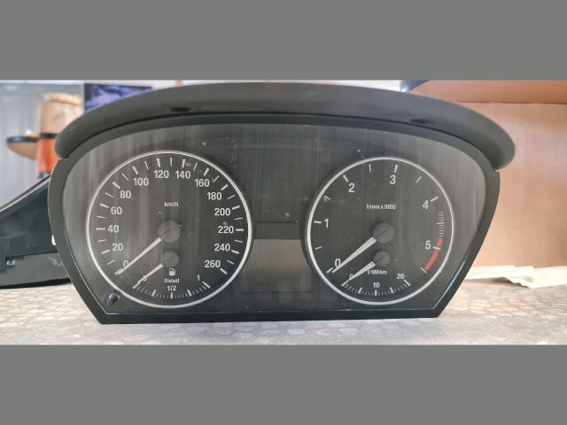 bontott BMW 3 E91 Kilométeróra