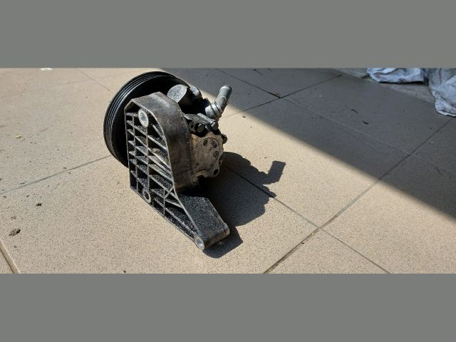 bontott BMW 3 E91 Kormányszervó Motor (Hidraulikus)