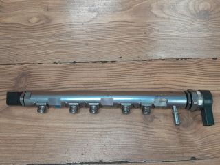 bontott BMW 3 E91 Közösnyomócső