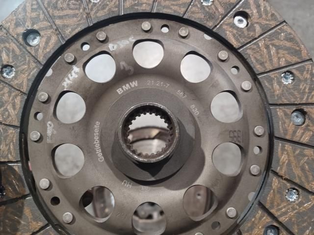 bontott BMW 3 E91 Kuplung Szett (Szerkezet, Tárcsa)