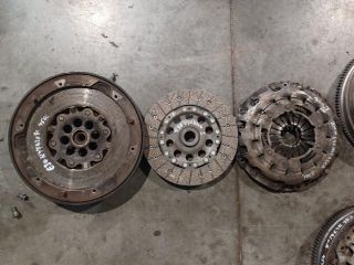 bontott BMW 3 E91 Kuplung Szett (Szerkezet, Tárcsa)