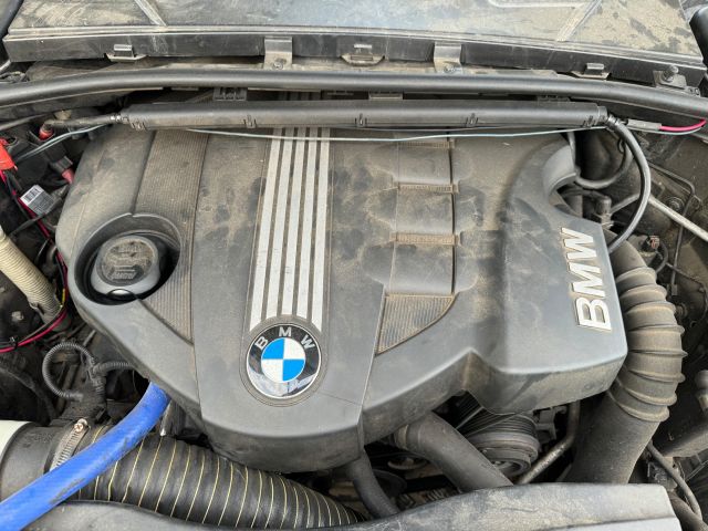 bontott BMW 3 E91 Motor (Fűzött blokk hengerfejjel)