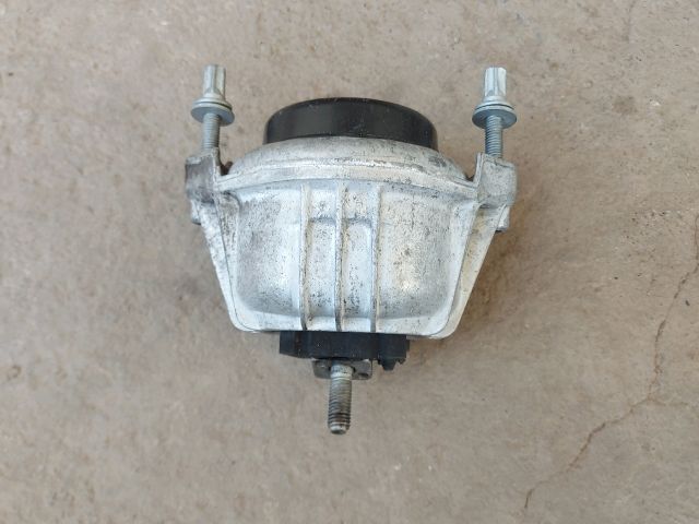 bontott BMW 3 E91 Motor Tartó Bak Bal