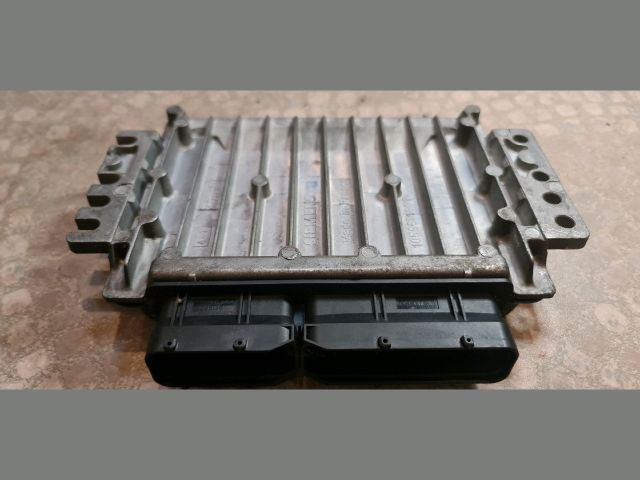 bontott BMW 3 E91 Motorvezérlő