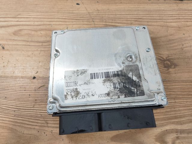 bontott BMW 3 E91 Motorvezérlő