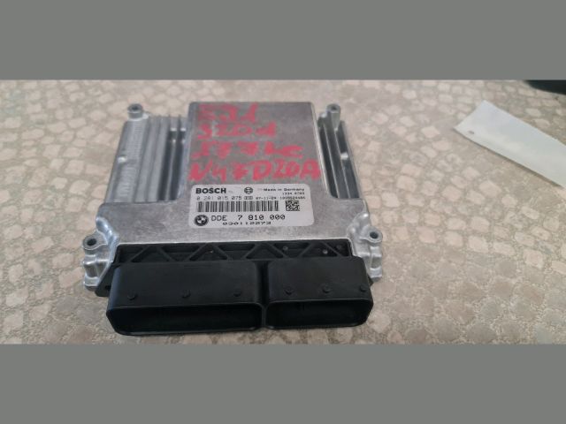 bontott BMW 3 E91 Motorvezérlő