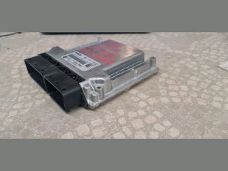 bontott BMW 3 E91 Motorvezérlő