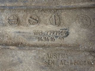 bontott BMW 3 E91 Olajteknő