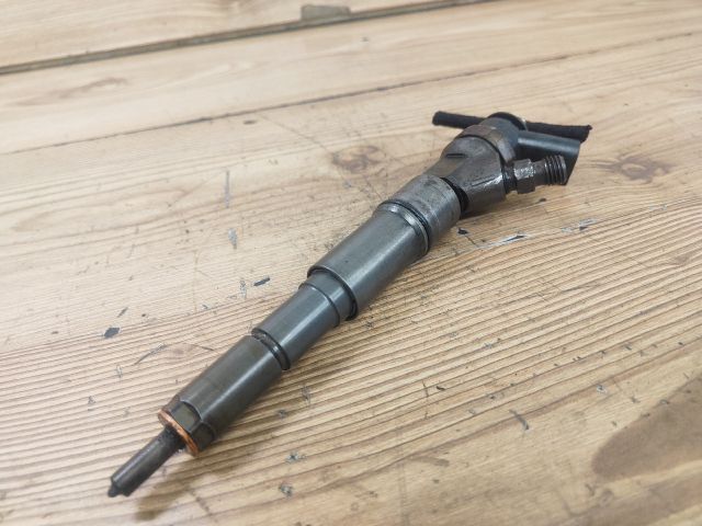 bontott BMW 3 E91 Porlasztó (1 db)