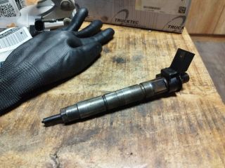 bontott BMW 3 E91 Porlasztó (1 db)