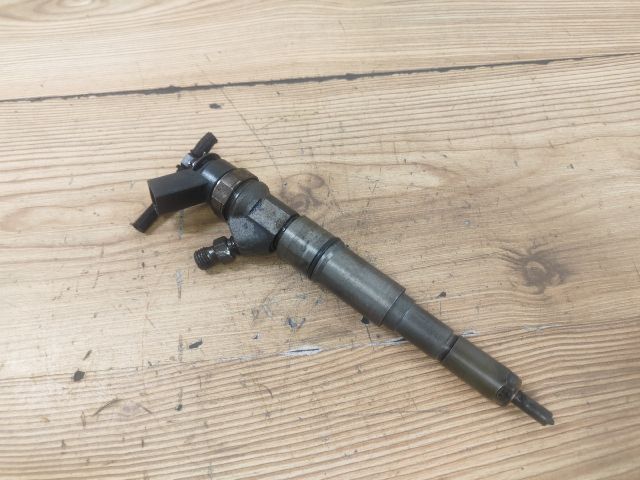 bontott BMW 3 E91 Porlasztó (1 db)