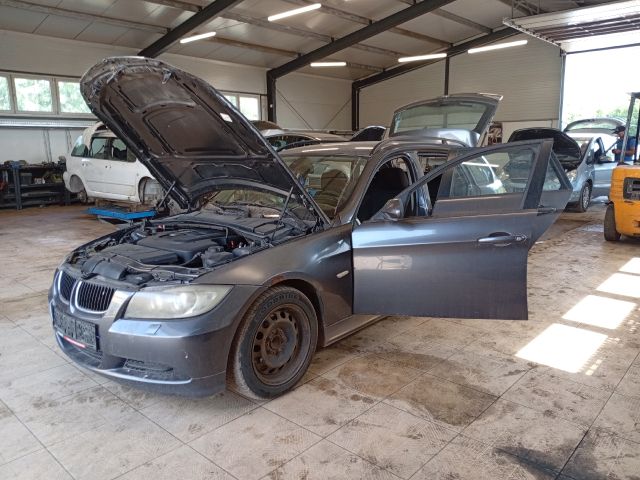 bontott BMW 3 E91 Szervócső