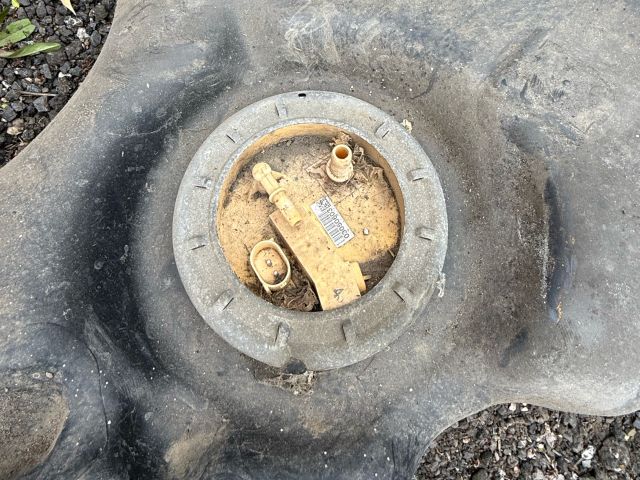 bontott BMW 3 E91 Tank