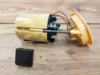 bontott BMW 3 E91 Üzemanyag Szivattyú