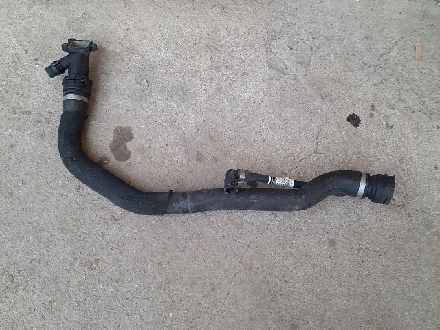 bontott BMW 3 E91 Vízcső