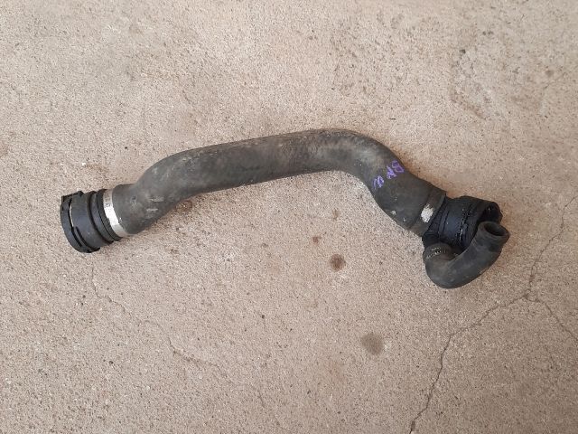 bontott BMW 3 E91 Vízcső