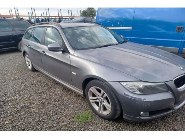 bontott BMW 3 E91 Vízhűtő Radiátor (Klímás)