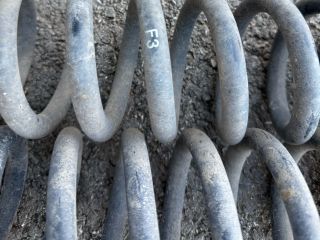 bontott BMW 3 E91 Hátsó Rugó Pár