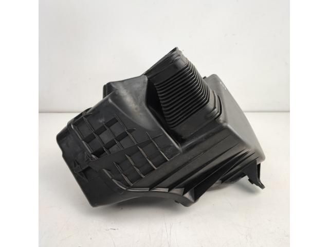 bontott BMW 3 E91 Légszűrő Ház