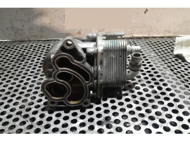 bontott BMW 3 E91 Olajhűtő