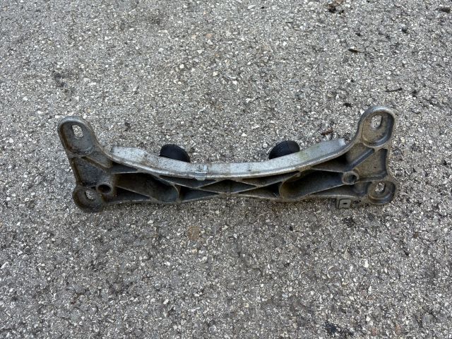 bontott BMW 3 E91 Váltó Tartó Bak (Pozíciófüggetlen)