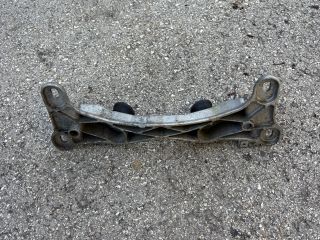 bontott BMW 3 E91 Váltó Tartó Bak (Pozíciófüggetlen)