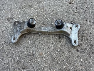 bontott BMW 3 E91 Váltó Tartó Bak (Pozíciófüggetlen)