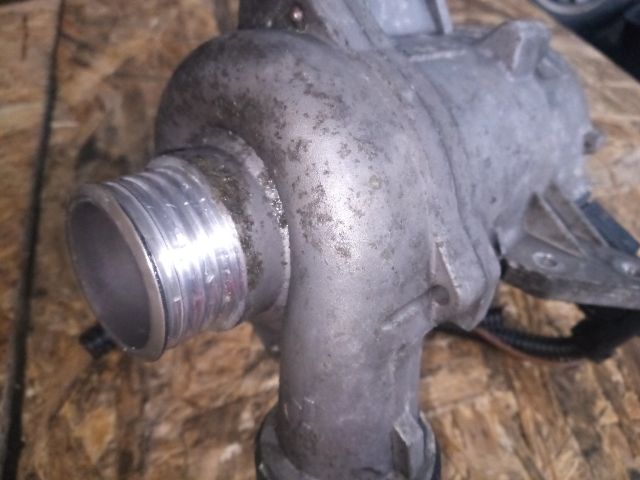 bontott BMW 3 E91 Vízpumpa