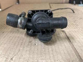 bontott BMW 3 E91 Vízpumpa