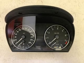 bontott BMW 3 E91 Kilométeróra