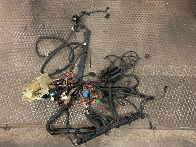 bontott BMW 3 E91 Motor Kábelköteg